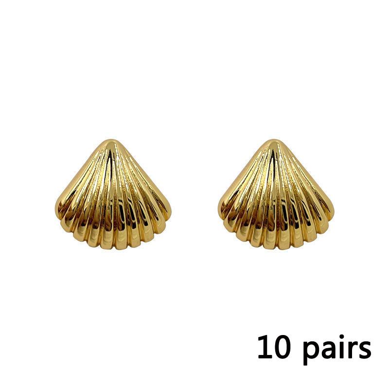 Dámské náušnice Retro Zlaté Vějířové Mušlové Náušnice Dámský Niche Design Senior Smysl pro Náušnice 2025 Nová Móda Lehký Luxusní Příliv