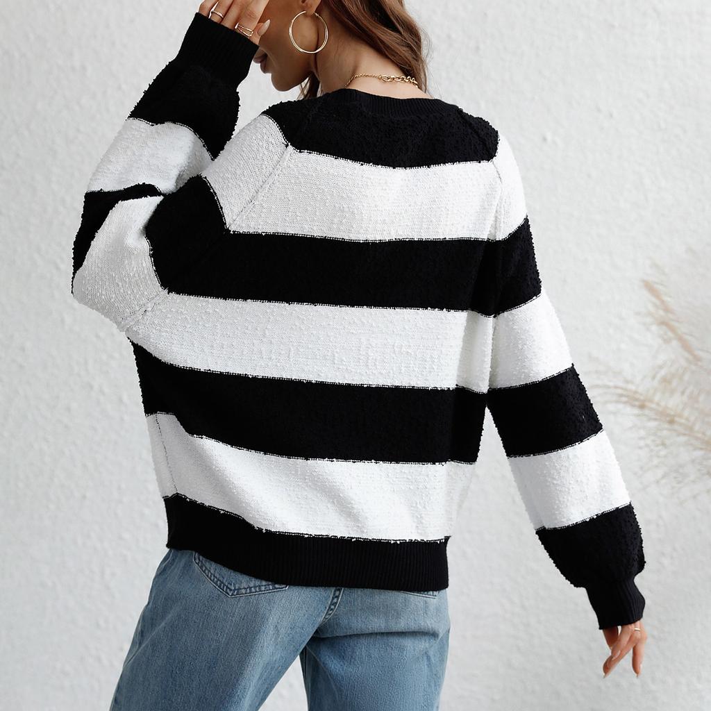 Women's  And Winter Splicing Knit Sweater Round Neck Long Sleeve Striped Sweater