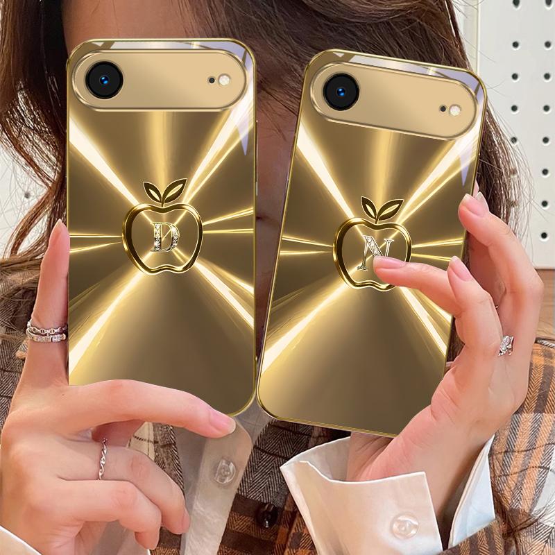 The golden letter "D" For IPhone 17Pro Max 16 17 Pro 15 Pro 14 13 Plus 12 Mini 11Pro Max XR 16E 17 Air Golden glass phone case