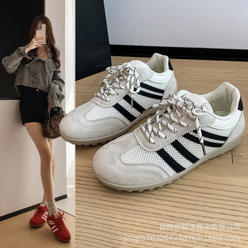 Nischen-Retro-Kontrastfarben-Deutsche Trainingsschuhe Damen 2025 Herbst neue vielseitige atmungsaktive Mesh-Freizeit-Sport-Flachsohlen-Forrest Gump-Schuhe