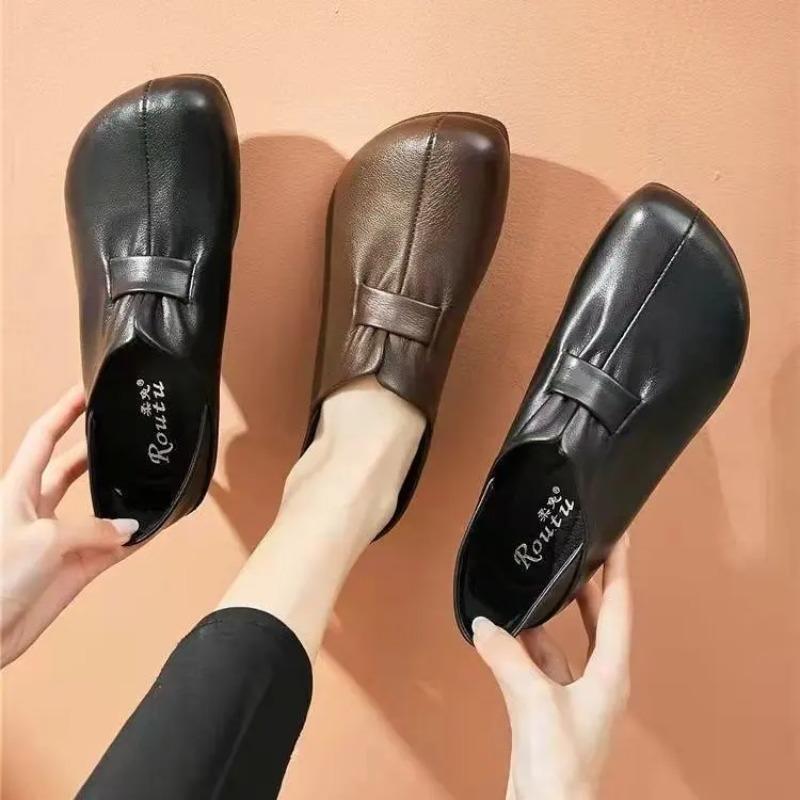 Shoes for Women High Quality Soft Leather Casual Shoes Classic Women Loafers Soft Soled Walking Flat Shoe Moccasins Women Shoes