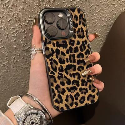 The New Leopard Print Is Suitable for Apple 16Pro Mobile Phone Case iPhone15Pro Creative 14 Personality 1713 Europe and America