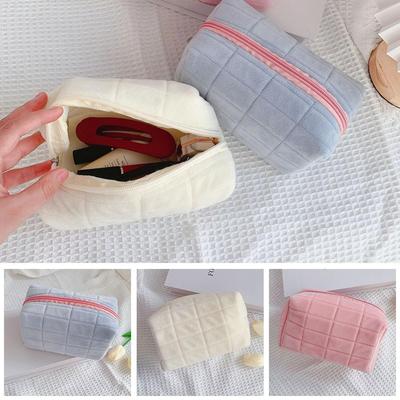 Zipper Large Solid Color Cosmetic Bag Cute Fur Makeup Bag for Women Travel Make Up Toiletry Bag Washing Pouch Plush Pen Pouch