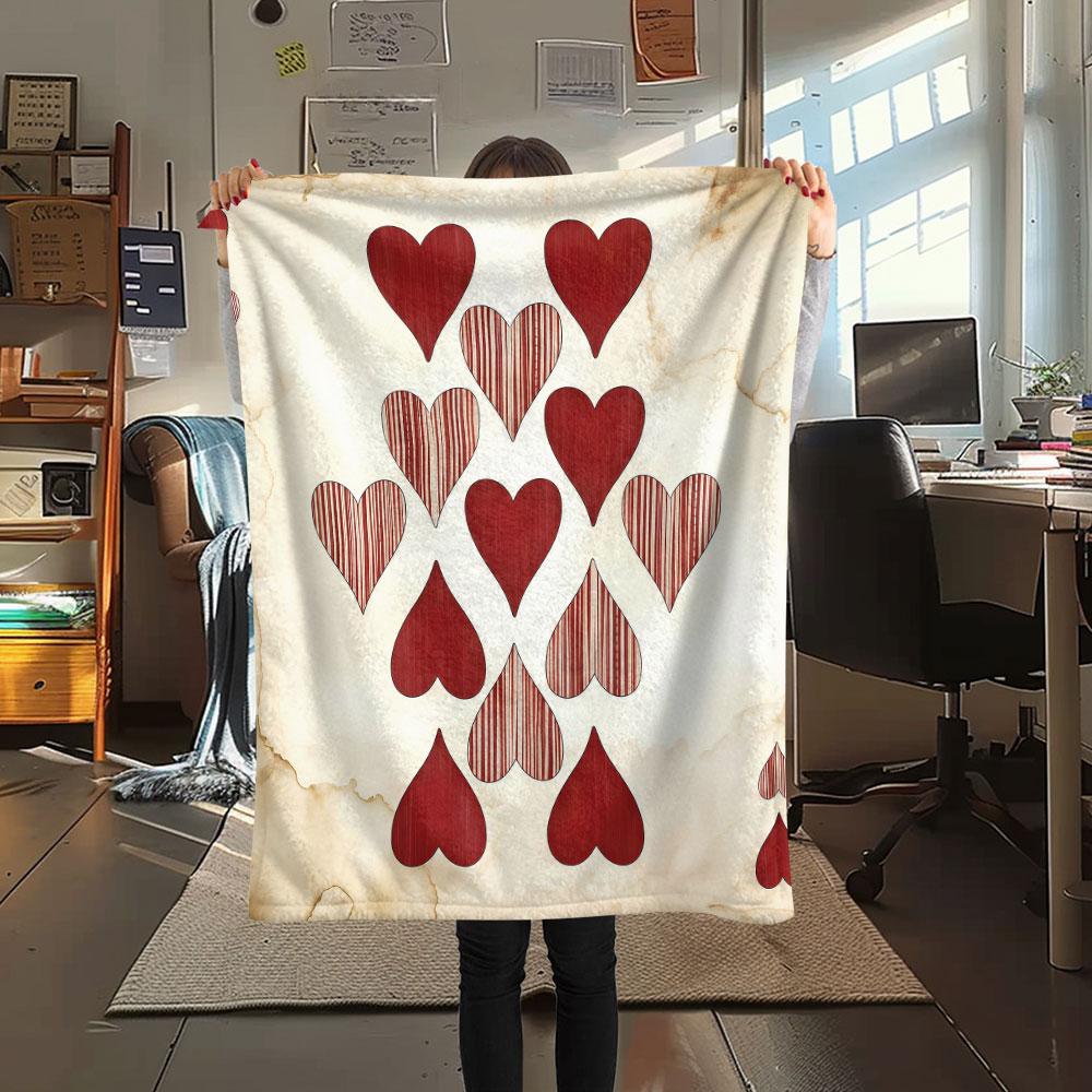 1PC Heart Graphic Print Flannel Blanket Lightweight and portable for Lunch Break Warmth and Comfort Birthday Gifts Ideal Gift
