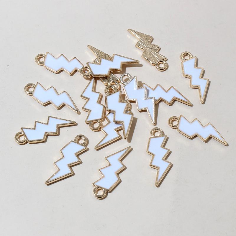 

20Pcs 7*20mm Random Colors Mix New Alloy Metal Drop Oil Lightning Charms Nature Pendant For DIY Bracelet Necklace Jewelry Making