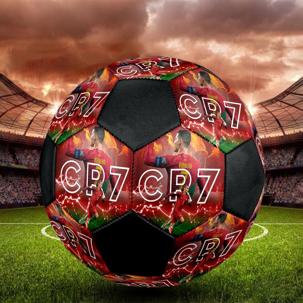 1 PZ Cristiano Ronaldo Titan taglia 5 pallone da calcio Praha Pallone da Calcio Indoor Colorato Per Tutte le Età Cucito a Macchina PVC Pronto per la Competizione Resistente Alto Rimbalzo