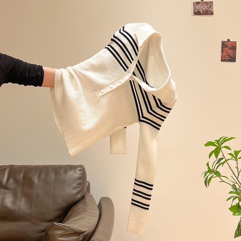 Contrasting Striped Knitted Long-sleeved Bottoming Shirt with Women's Autumn Clothes, New Semi-open Neck Long-sleeved High-end Top