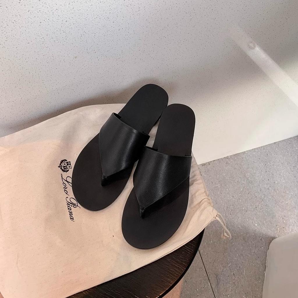 Spot Second Hair! Fashion Versatile New Fashion Cowhide Simple Triangular Toe Flat Bottom Slippers Women's Cool Slippers Summer