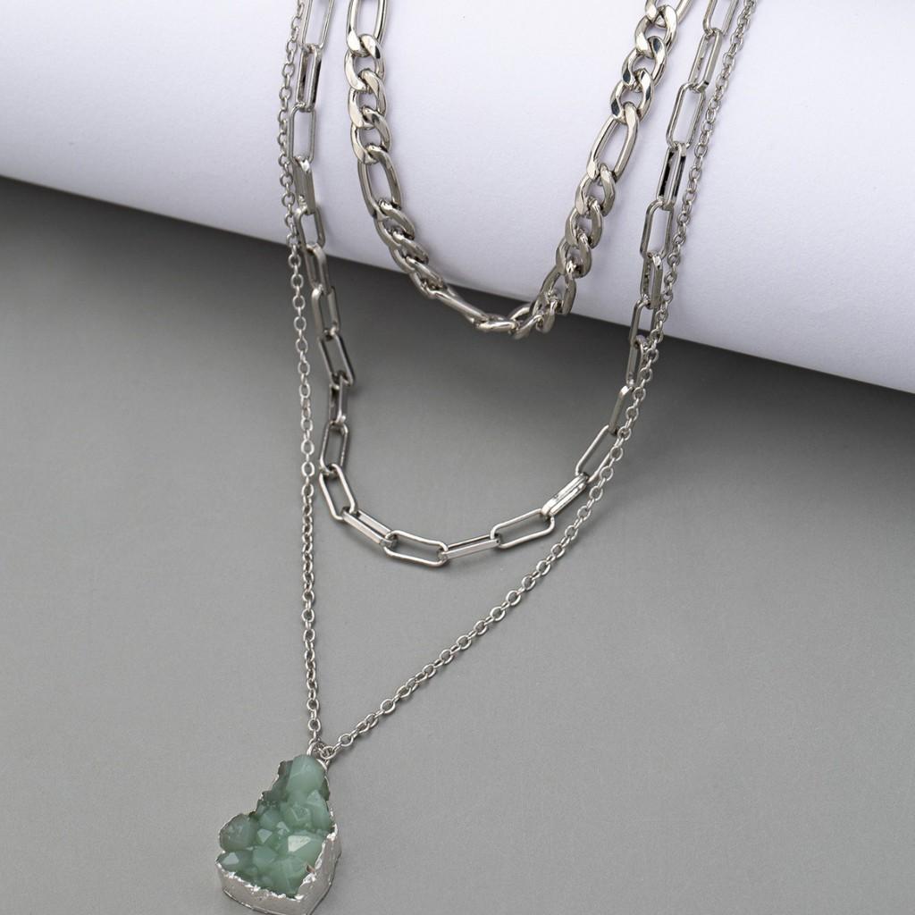 Elegant Alloy Pendant Necklace For Women Featuring Geometric Shapes And Fall Style