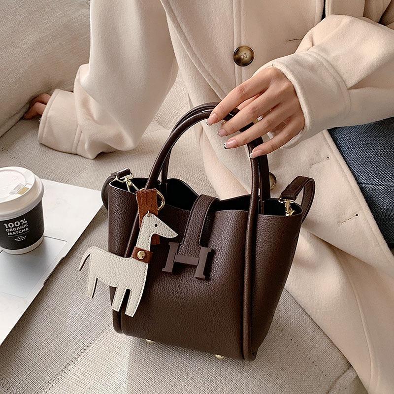 Fashion Small Bag Women's New High-end Single Shoulder Portable Messenger Bag Vegetable Basket Bucket Bag