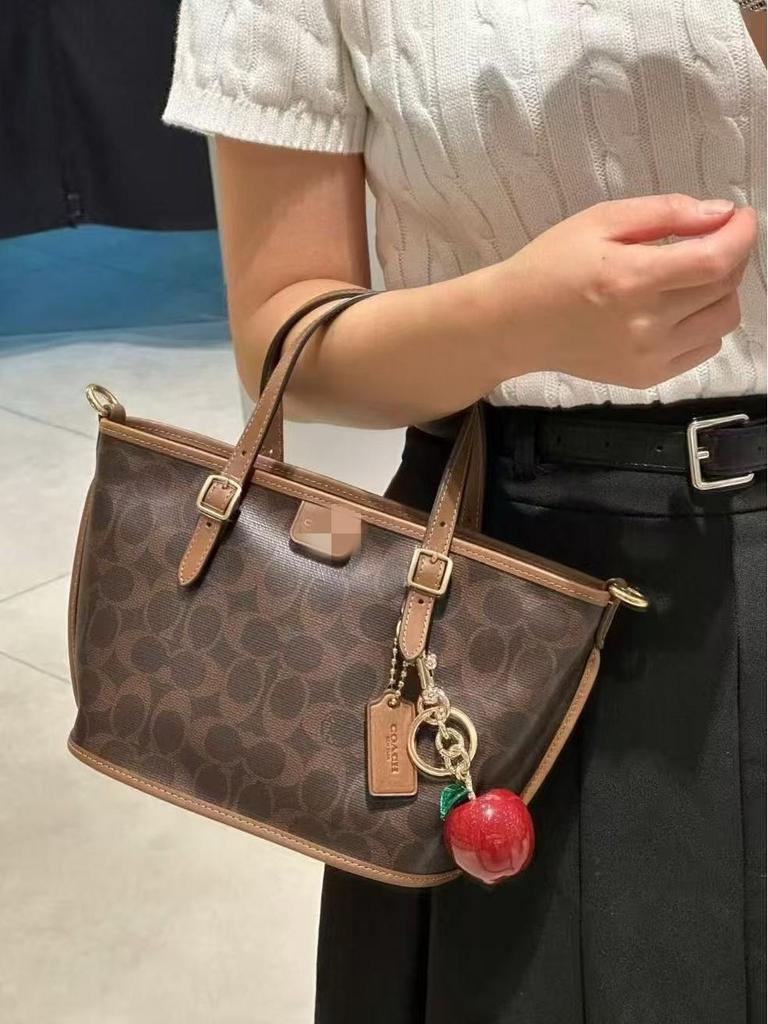 Coach Retro Flower Taxi Tote Handbag - Fashionable Shoulder & Crossbody Basket Bag