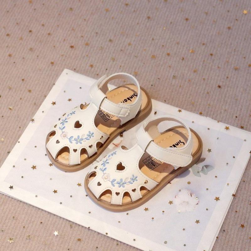Anti-slip Sandals for Girls, New Style, Soft Sole Shoes