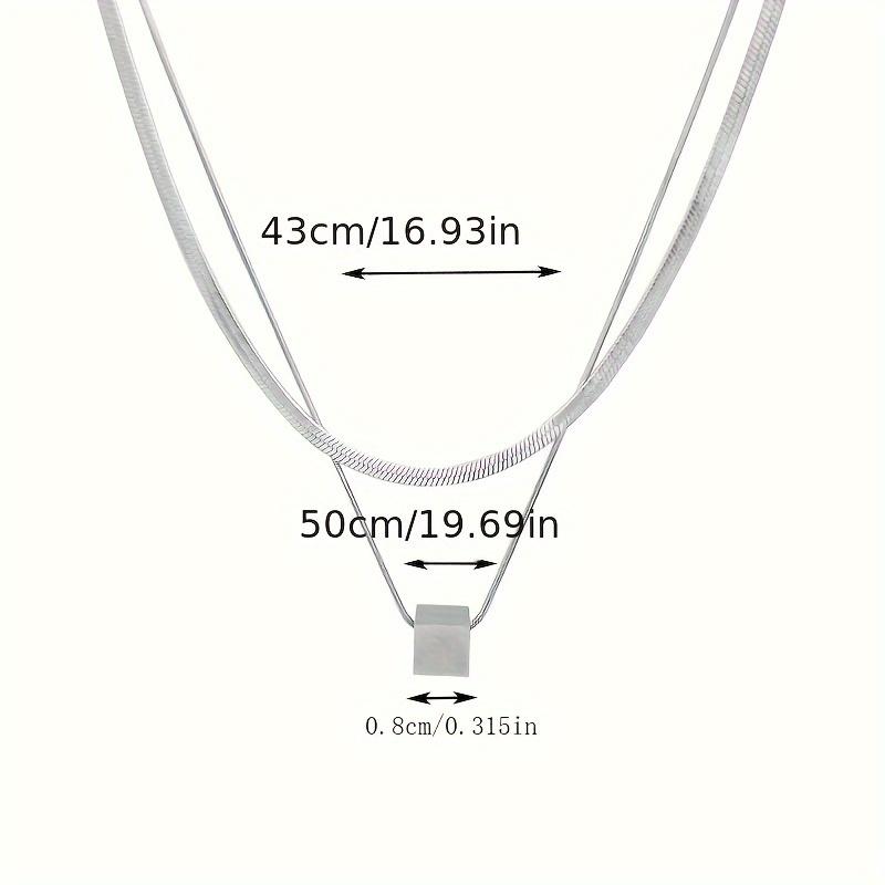 Minimalist Double-layer Titanium Steel Small Square Pendant Necklace for Men and Women, Cool and Simple Style, Suitable for Layering As a Collarbone