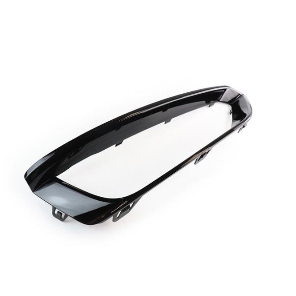 Fog Light Frame Trim for BMW 2 Series F22/F23 (51117351829/51117351830)