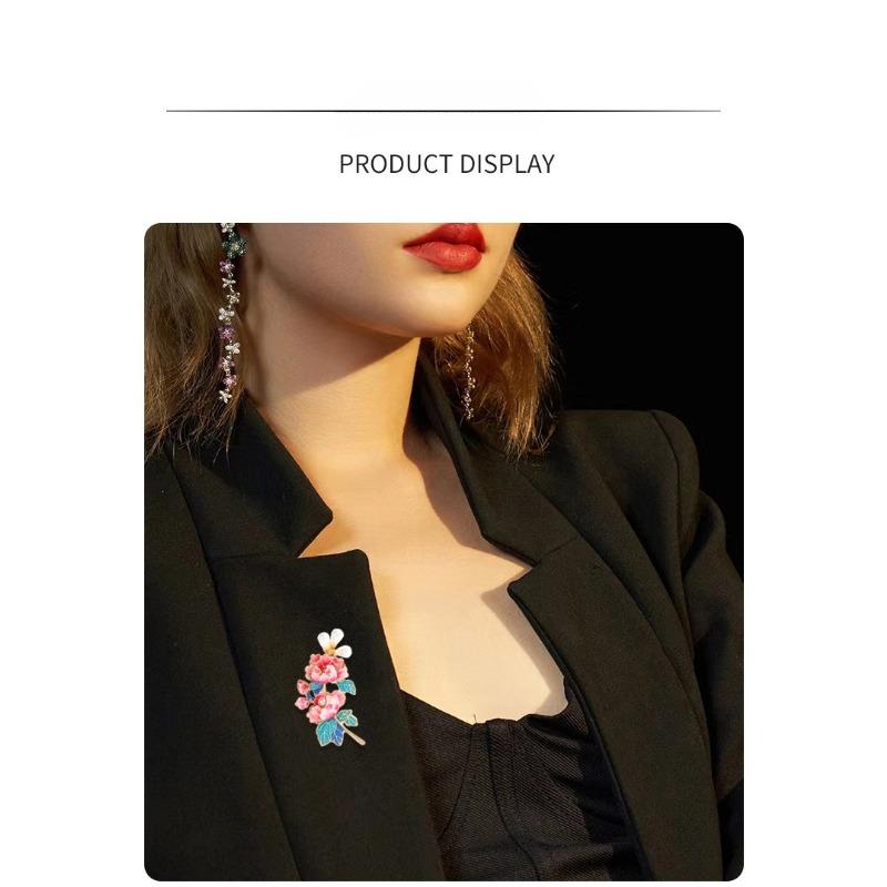 New Chinese style pink peony flower brooch, enamel color, pearl flower, versatile fashionable chest flower, brooch