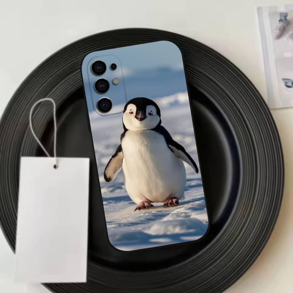 Funny Happy cute P-Penguin Phone Case For Samsung S25,S24,S21,S22,S23,S30,Ultra,S20,Plus,Fe,Soft Silicone Black Cover
