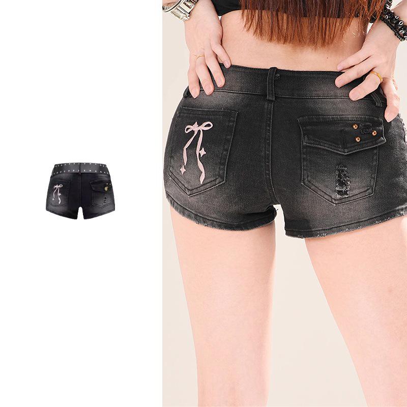 American Spicy Girl Embroidered Bow Knot Distressed Ripped Slimming Shorts L