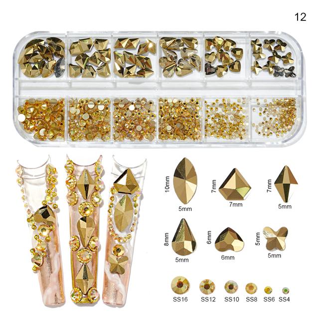 12 mřížek 3D safírově modré kamínky na nehty více tvarů plochý zadní strana skleněný diamant přívěsky na nehty DIY řemesla Oblečení Nehty Příslušenství