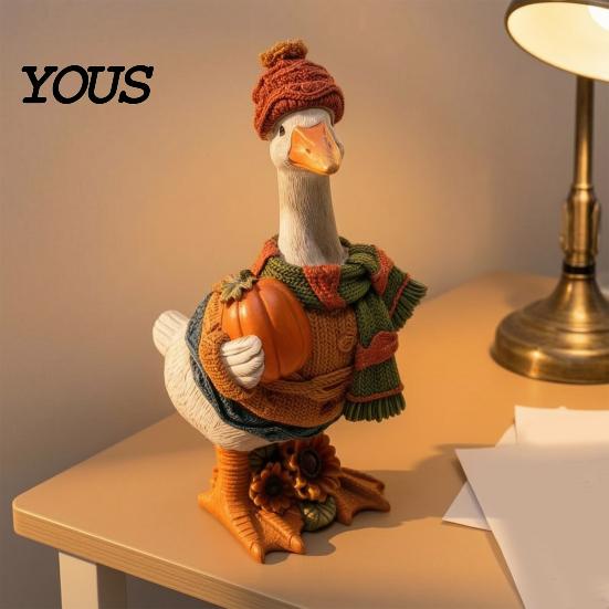 Resin Toy Decoration Autumn Pumpkin Duck Ornament, Exquisite Craft, Lifelike Animal Office Desk Figurine, Creative Home Garden Patio