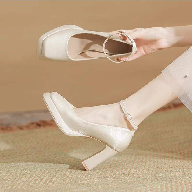 Waterproof table high heels women's thick heel satin Mary Jane wedding shoes Hexiu wedding dress two wear not tired feet button single shoes