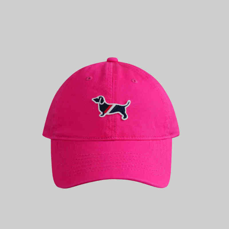 Personalized spring and summer new dachshund dog embroidered baseball cap new big head circumference adjustable cap tide