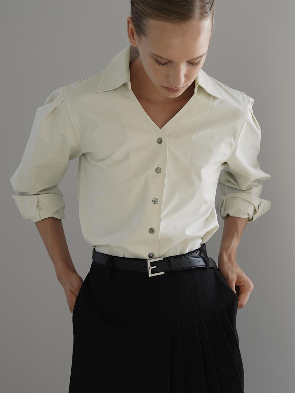 Raye Genie V-Neck Wrinkle Free Puff Sleeve Pleats Shirts Blouse (Cream)