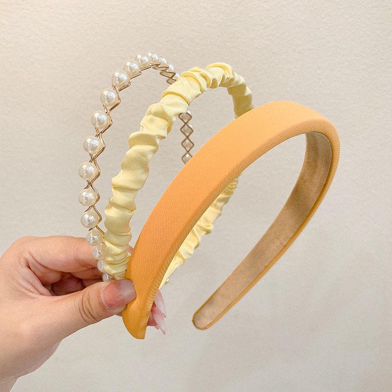 Sponge Headband & Pearl Hair Clip Set for Women – Versatile Summer Hair Accessory for Face Washing & Styling