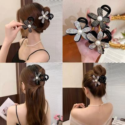 Rhinestone Flower Hair Claw Clips Korean Fashion Women Girls Pearl Glitter Shiny Sunflower Hair Clamp Temperament Ponytail Clip