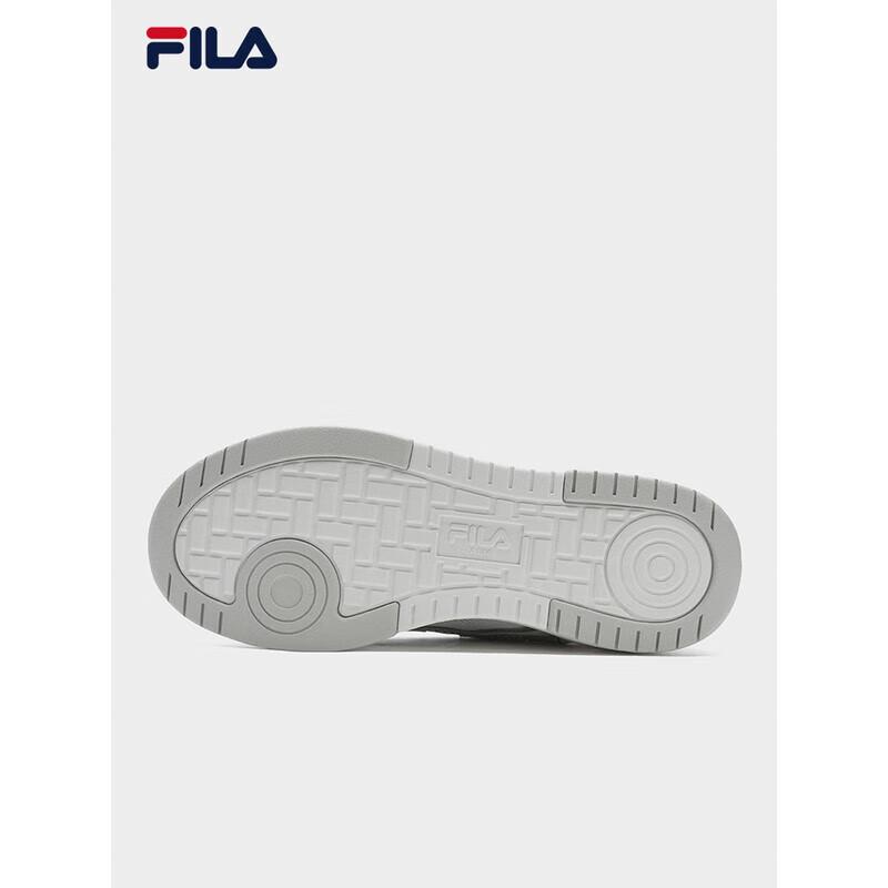 FILA Men's Flying Rainbow Retro Board & Dad Shoes
