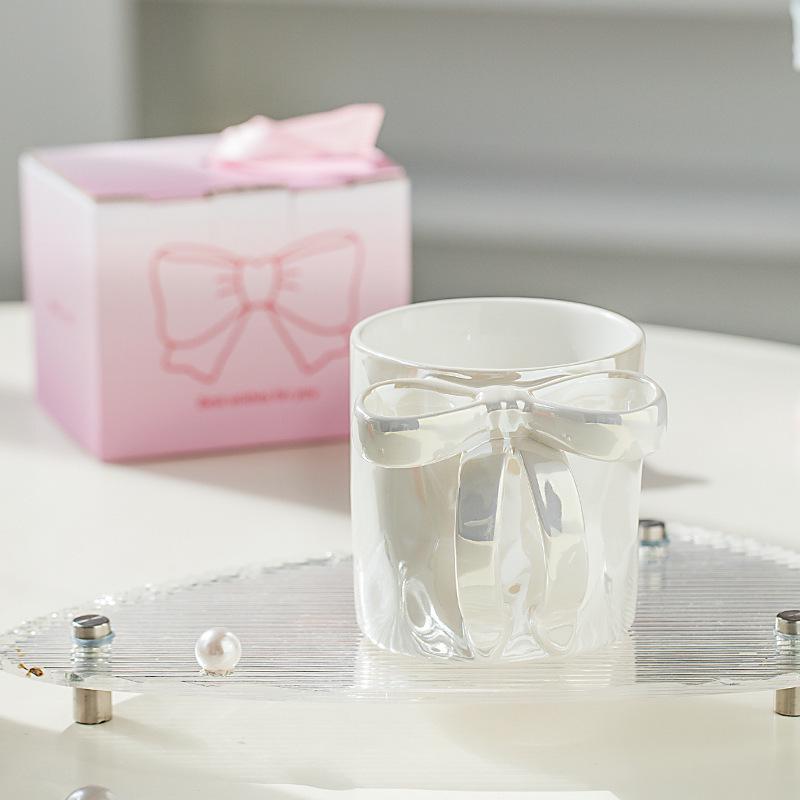 Elegant Bow Ceramic Mug - Luxury Gift for Friends and Office
