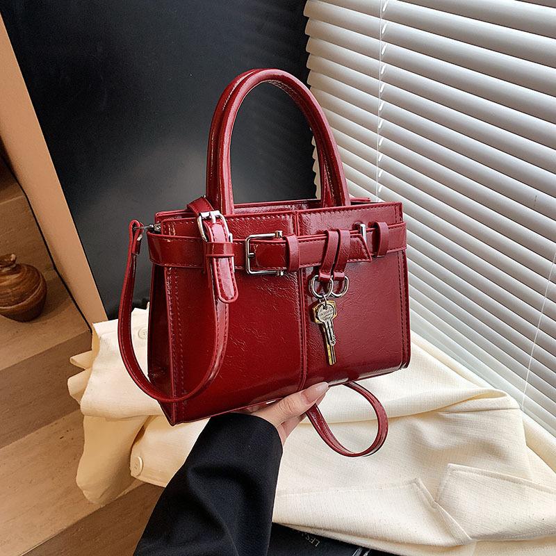 Retro Small Bag Women's Versatile New Niche Design Shoulder Messenger Bag Portable Small Square Bag