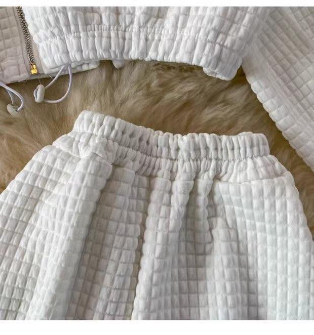 Trendy Women's Spring Set: Hooded Jacket, Vest & Wide-Leg Pants