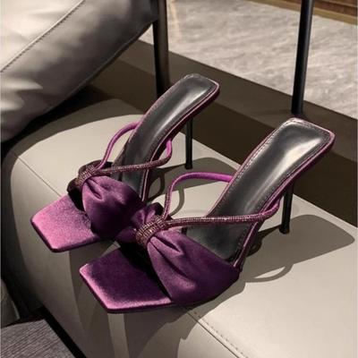 Luxury Sandals Women Designers Satin Pointed Toe Sexy Pleated Crystal Stiletto High Heels Wedding Party Sandals Summer Shoes