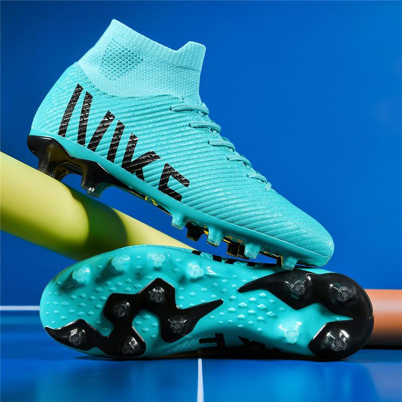 Football Shoes Men and Women AG Long Nails Broken Nails Youth Students Sports Shoes Competition Training Shoe Manufacturers Help 2025