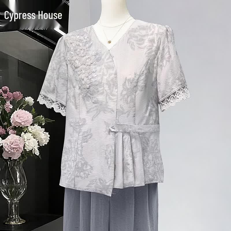 Sybill She Women s French Style V-Neck Pleated Embroidered Short-Sleeve Top XXL
