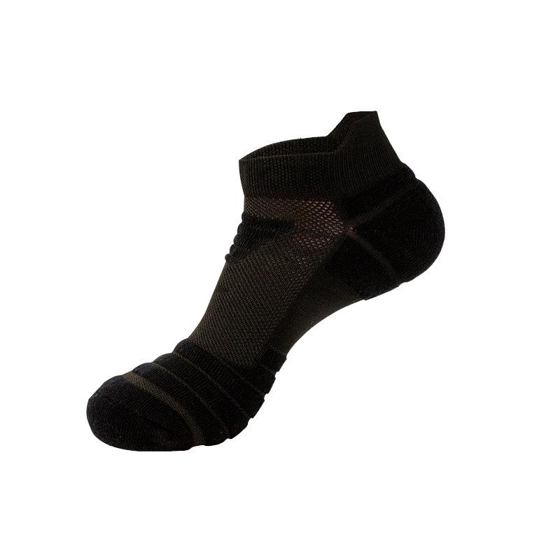 Men Basketball Running Socks Breathable Anti-slip Sport Hiking Cycling Walking Outdoor Sock Cotton Athletic No Sweat Socks
