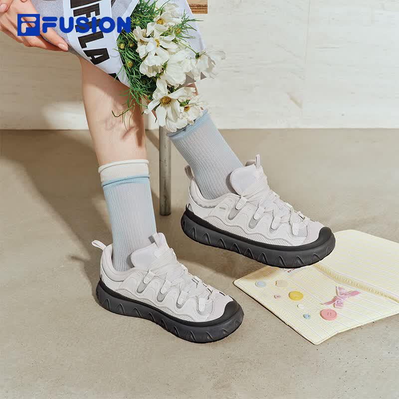Fila FUSION PISA FLAT Women's Casual Sneakers