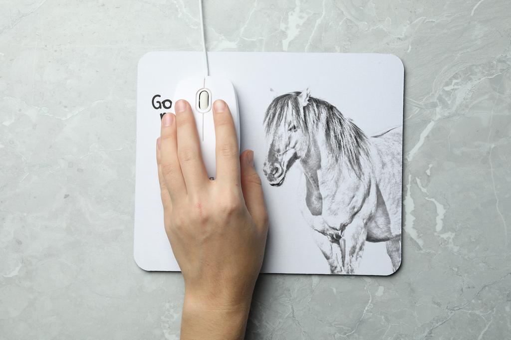 Henson Horse - Baskılı mouse pad, atlı kişiselleştirilmiş pad, Art-Dog markasından bir ofis çalışanı için benzersiz bir alet