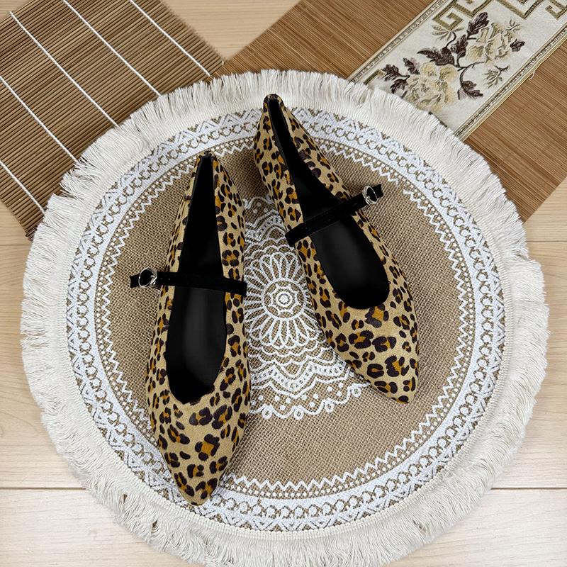 Fashion Flat Shoes for Women 2025 Spring and Autumn New Leopard Print Pointed French Retro Mary Jane Flat Plus Size Women's Shoes