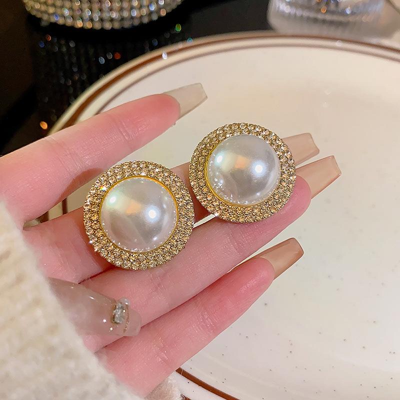 S925 Silver Needle Luxury Pearl & Cat's Eye Stone Earrings for Women – Elegant, All-Match Design.