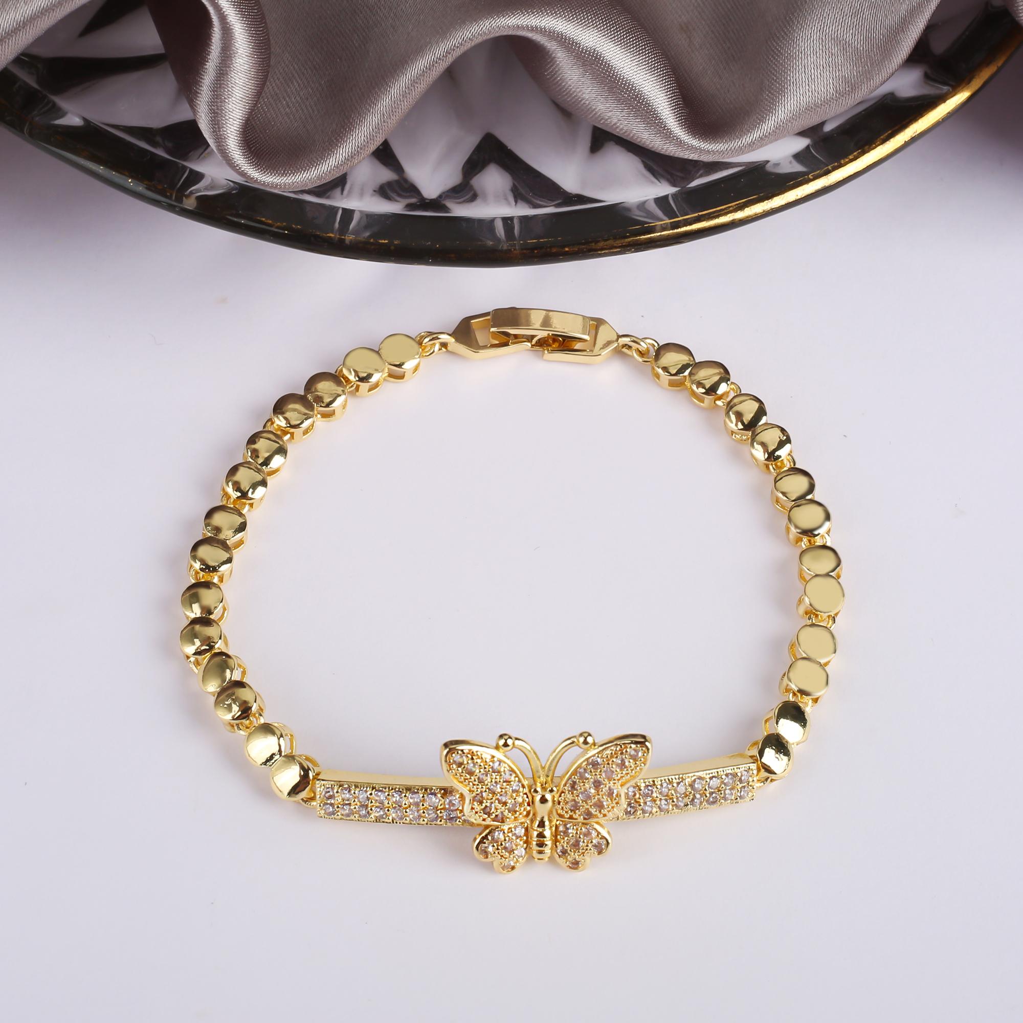 

Romantic Luxury Heart-Shaped Geometric Bracelet Zircon Geometric Bracelet For Women Temperament Bracelet Trendy Zircon Gift