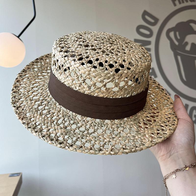 French Hepburn style salty grass woven retro straw hat women's spring summer straw woven big brim seaside vacation sun hat