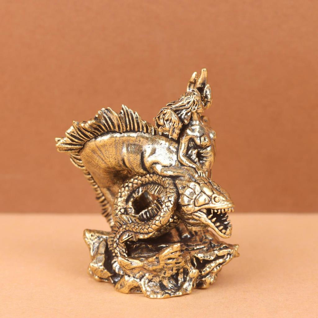 Brass Medusa Fish-Dragon Home Ornament: Copper Metal Craft Decoration