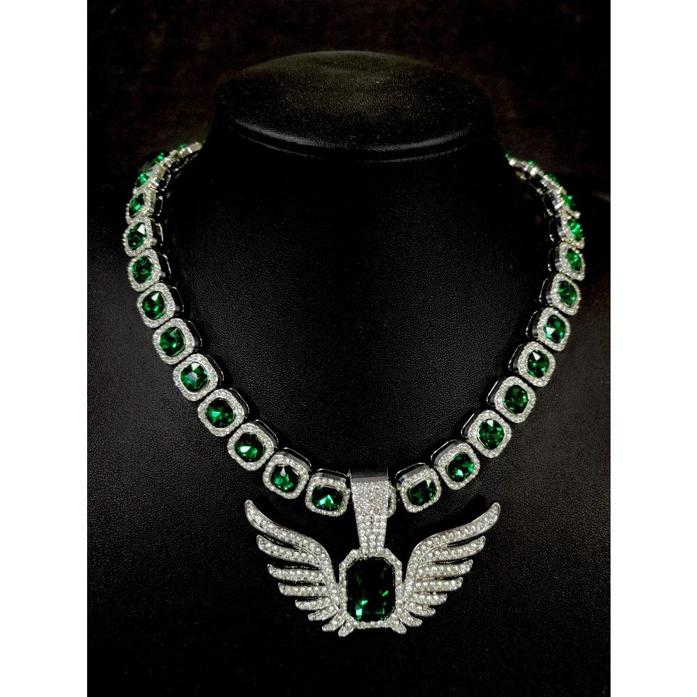 Light Luxury Niche Men's and Women's Fashionable Angel Wing Pendant, Ins, Wing Pendant, Emerald, Hip-hop, Rock Sugar Cuban Chain
