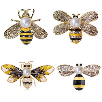 Broschen & Körperschmuck