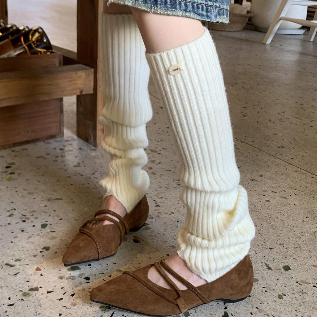 Women's Velvet Thickened White Stirrup Leg Warmers: Warm, Versatile, Korean-Style for Autumn/Winter Ballet & Single Shoe Pairing.