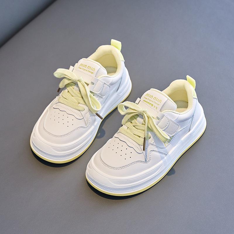 2025 Autumn Girls' White Skate Shoes - Versatile Soft Sole Sports Shoes for Older Kids