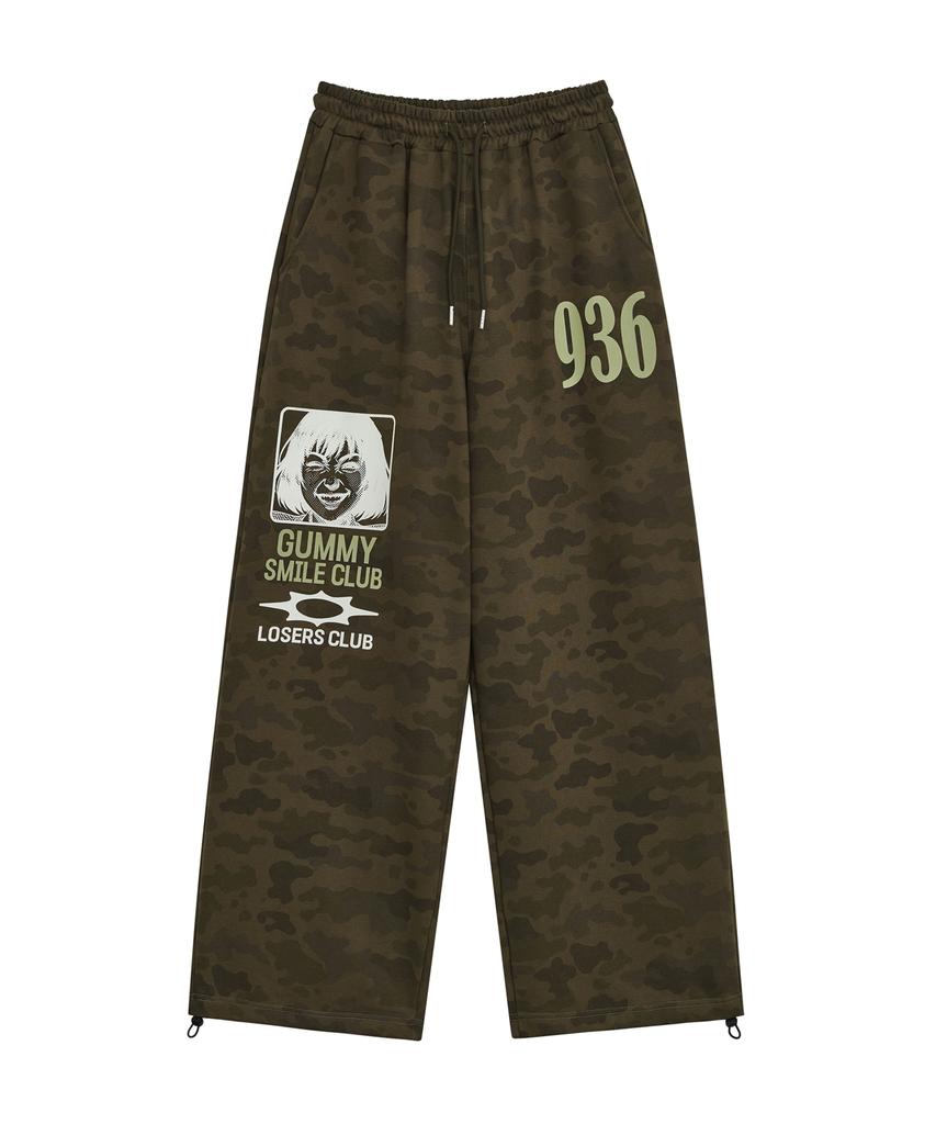 Lujeoseukeulleob Gummy Smile Club Wide Sweatpants Camo