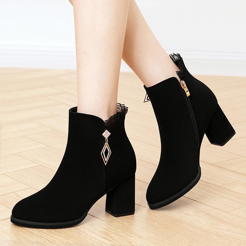 

Женские ботинки с плюшевым круглым носком, на толстом каблуке, короткие ботинки, боковая молния, женская обувь, ботинки 40 чёрный