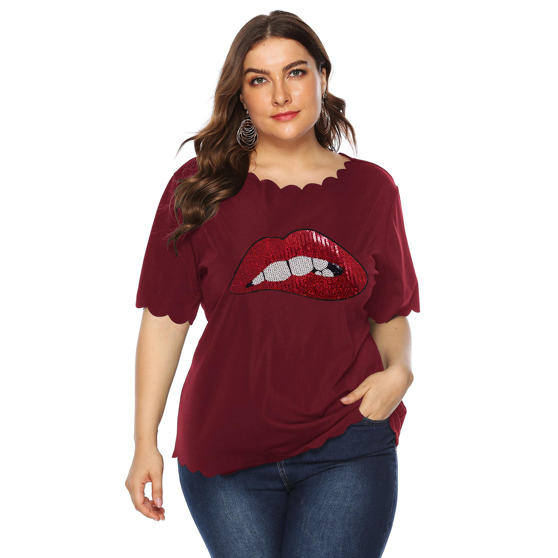 

Жіноча футболка великого розміру Повсякденний принт на губах Жіночі літні топи Жіноча футболка з хвилями з короткими рукавами Жіноча повсякденна футболка з круглим вирізом 4XL вина червоного кольору